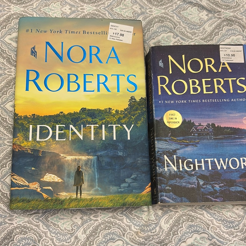 2 Nora Roberts Books